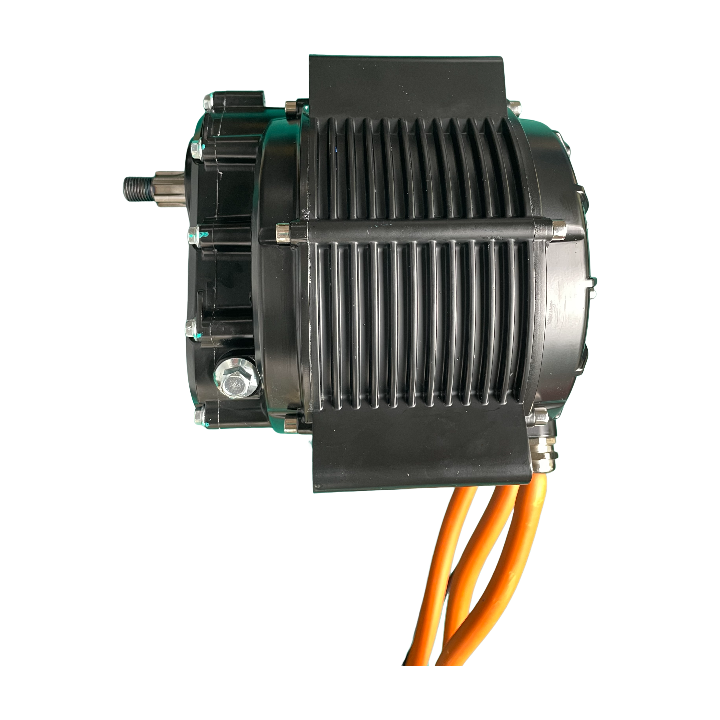 QSMOTOR 165 60H V3 12000W Mid- - огляд і ціна Fardriver Nd72850 Controller